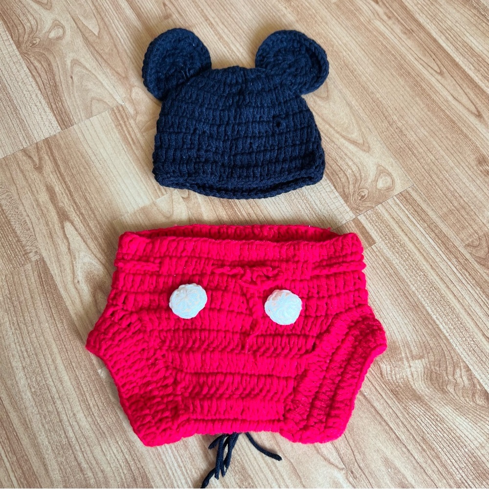 Halloween Mickey Mouse baby handmade knitted set